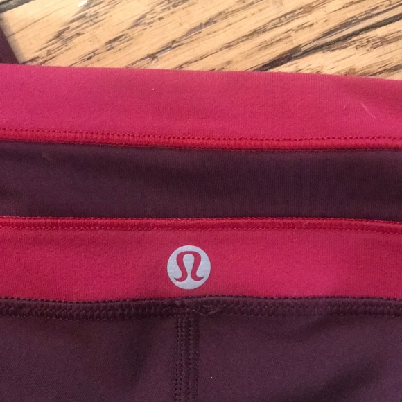 LULULEMON MAROON LEGGINGS - Picture 2 of 6